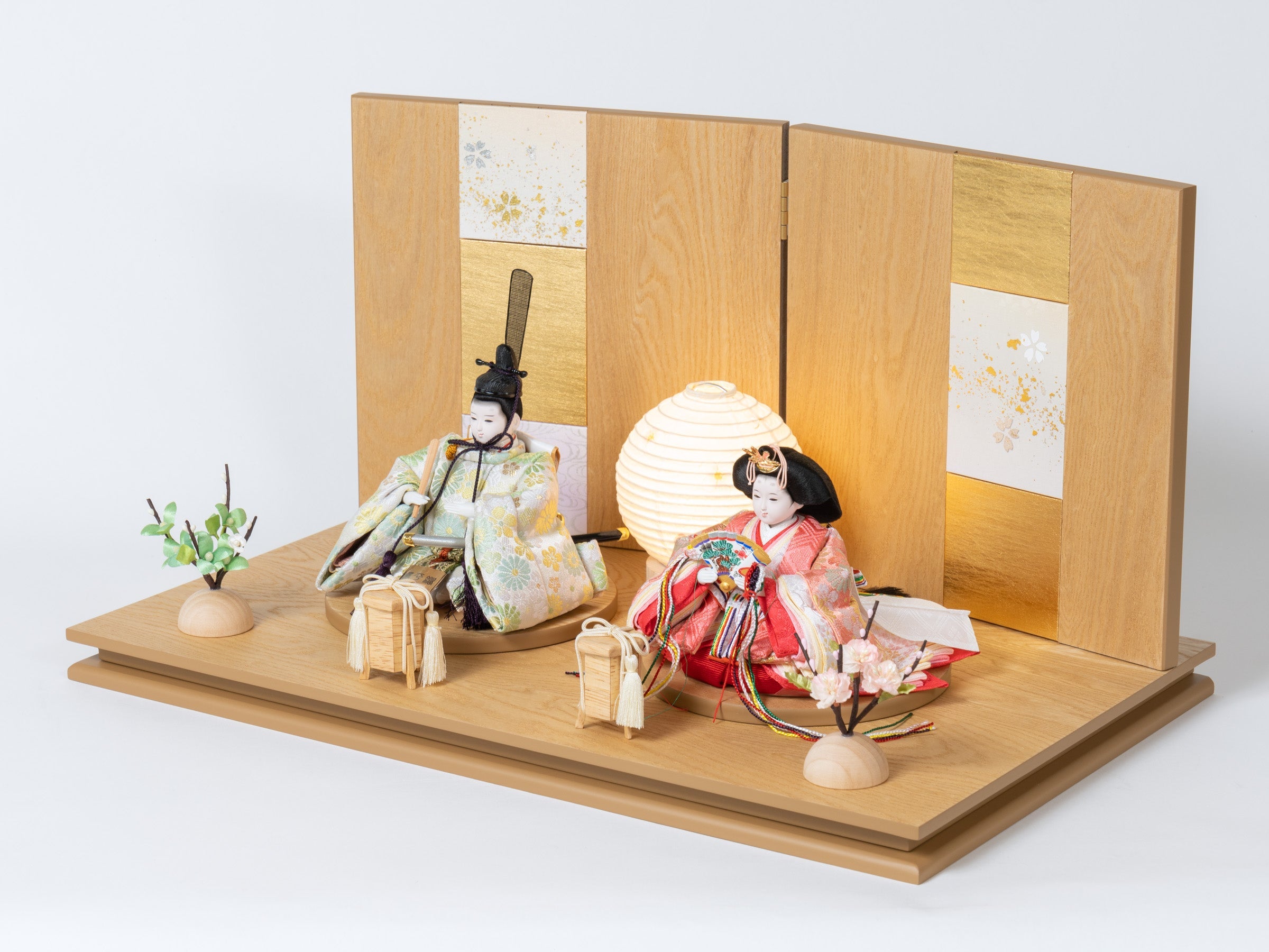 凛平飾り 薄茶 若菜色
